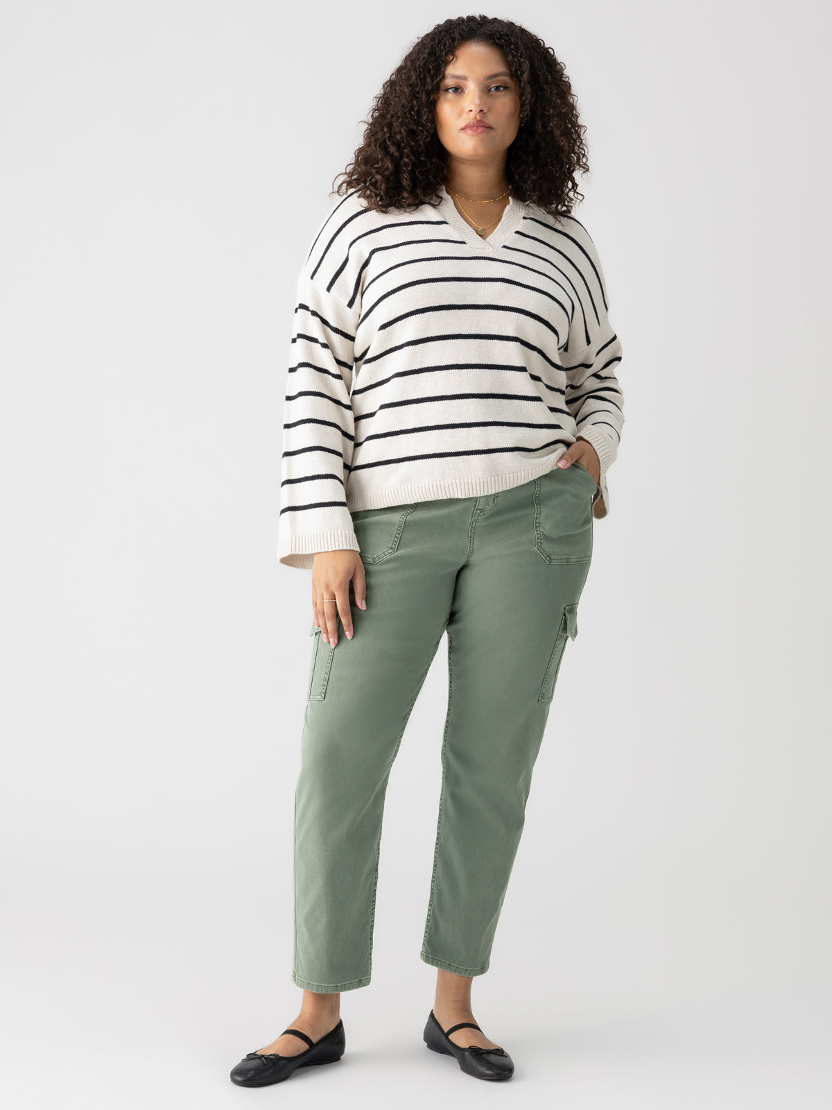 Sculpted Hayden Cargo Standard Rise Pant Dark Spruce Inclusive Collection