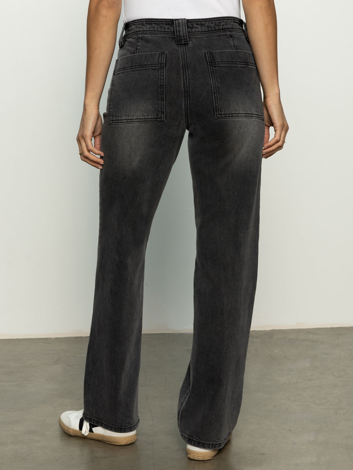 Luna Cuffed Standard Rise Jeans Dark Smoke