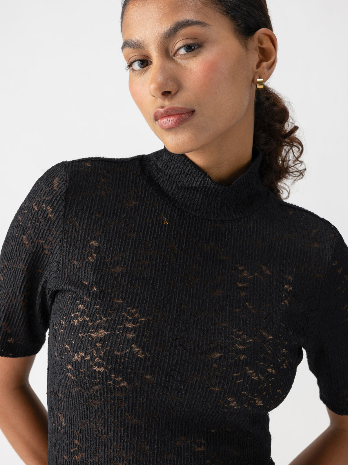 Short Sleeve Lace Mock Neck Tee Black